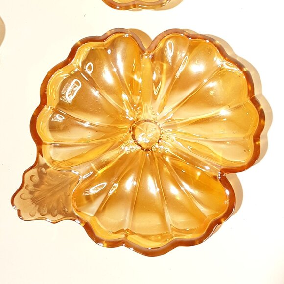 Jeanette Glass 5 Carnival Iridescent Amber Clover Shamrock Candy Dish - Picture 2 of 7
